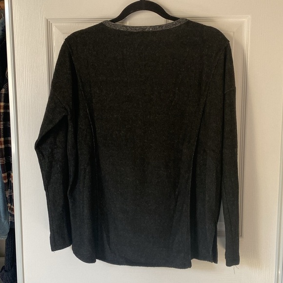 Hem & Thread Gray Washed Black Light Sweater Long Sleeve Top - Picture 5 of 5